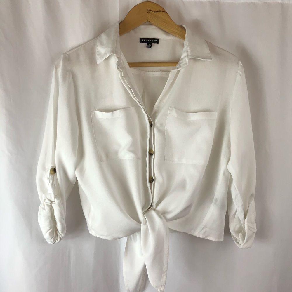NWOT Style envy button shirt roll tab sleeve tie